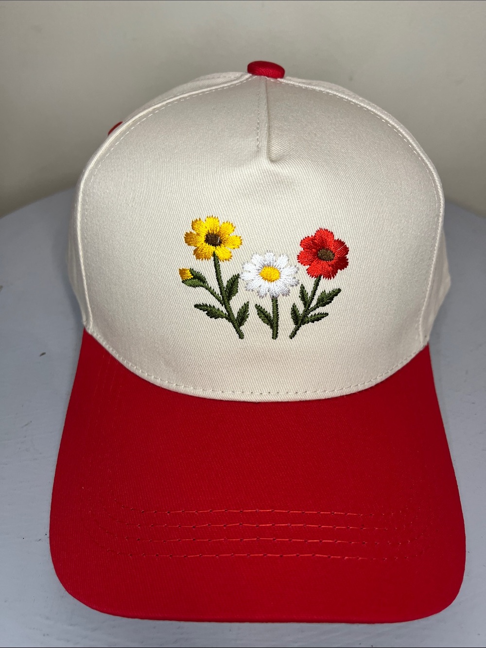 Zenana Embroidered Floral Baseball Cap - Cream & Red NEW